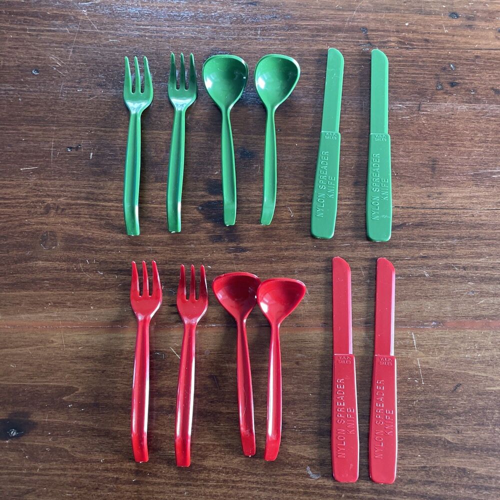 V.I.P. Sales Tupperware Vintage Childrens Plastic Place‎ Setting Flatware